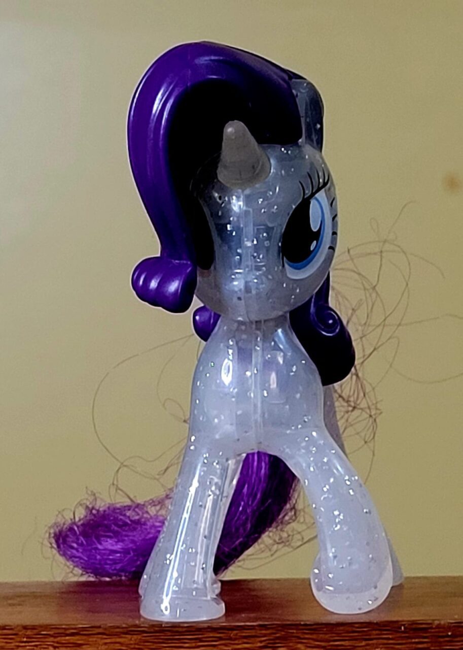 | Casa do Colecionador Brinde McDonald’s Rarity My Little Pony Transparente com Glitter – Altura 9cm