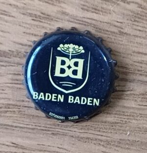 Embalagem tampinha cerveja Baden baden. Pinheiro.