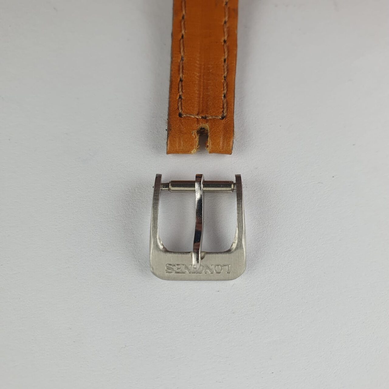 | Casa do Colecionador Fivela Longines Com O Nome Da Marca Tam 10 Mm Para Pulseiras Em Couro