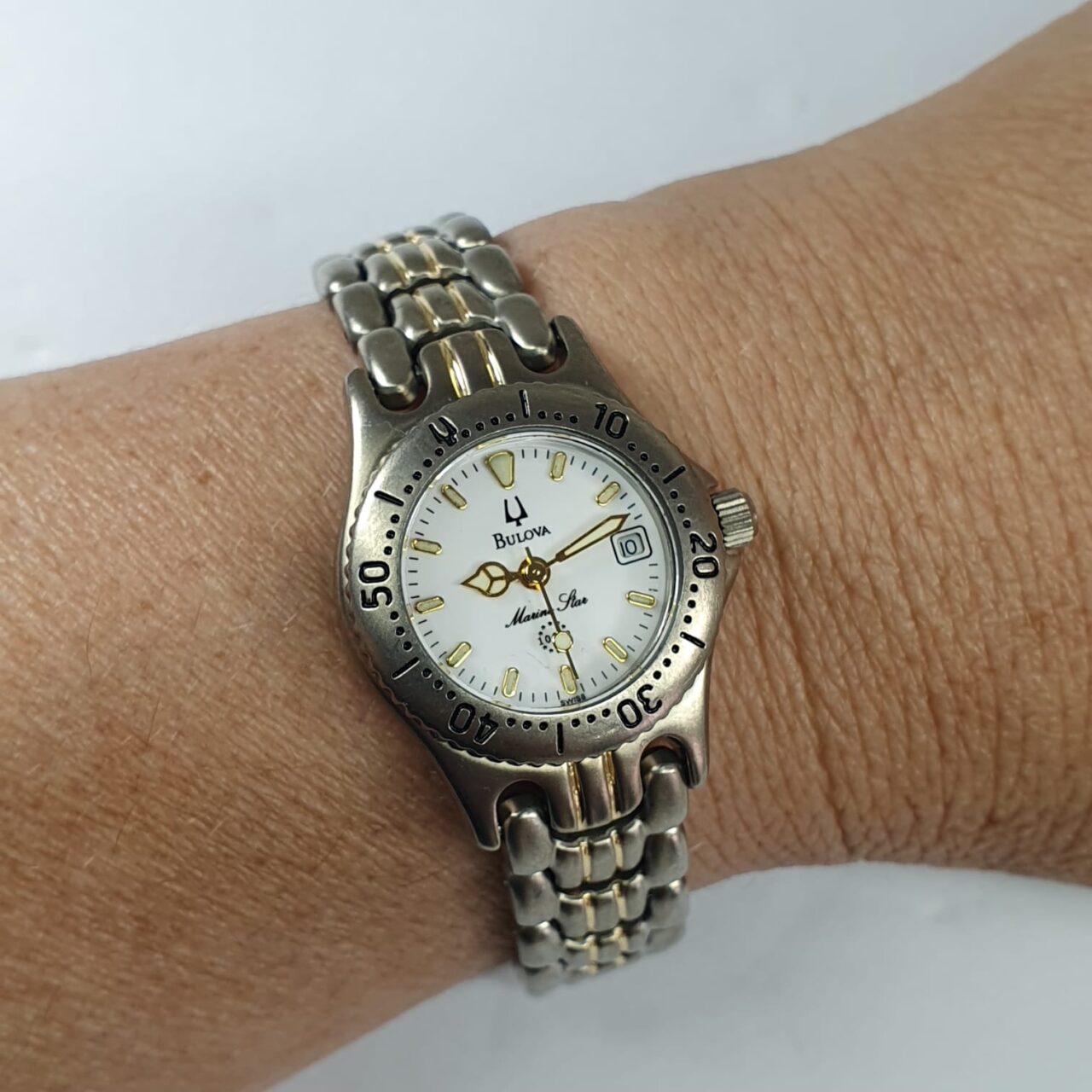 | Casa do Colecionador Relógio Bulova Marine Star Titanium Mod SE1131 Retrô Feminino (Frete Grátis)