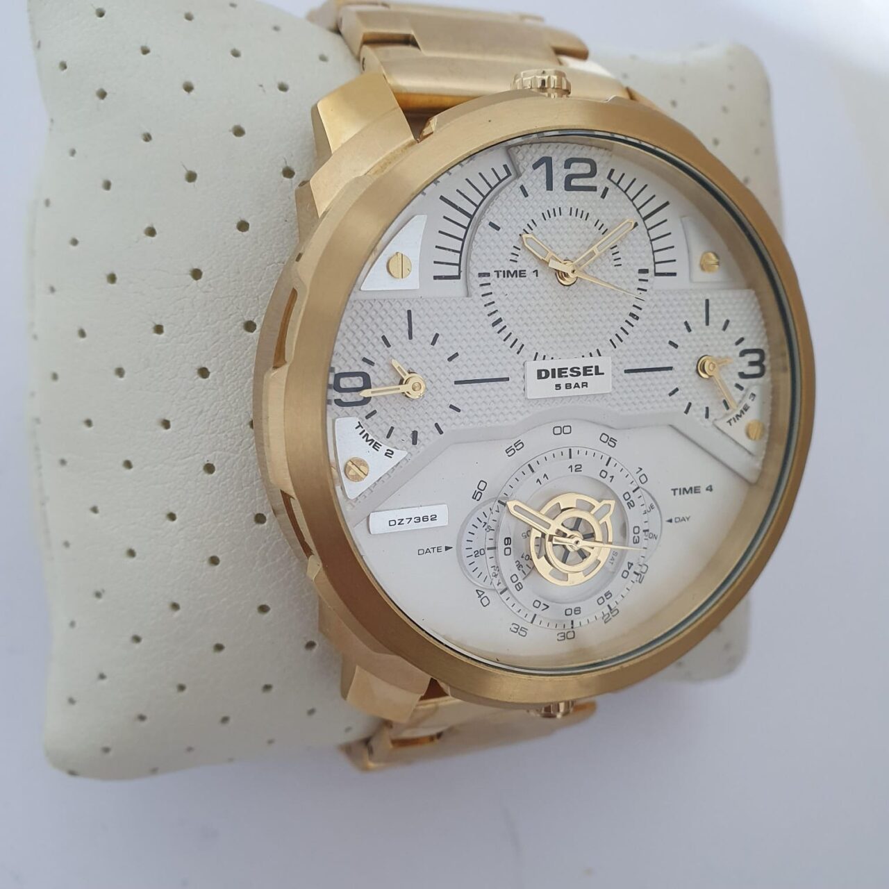 | Casa do Colecionador Relógio Diesel Mod 7362 Dourado Masculino Vintage