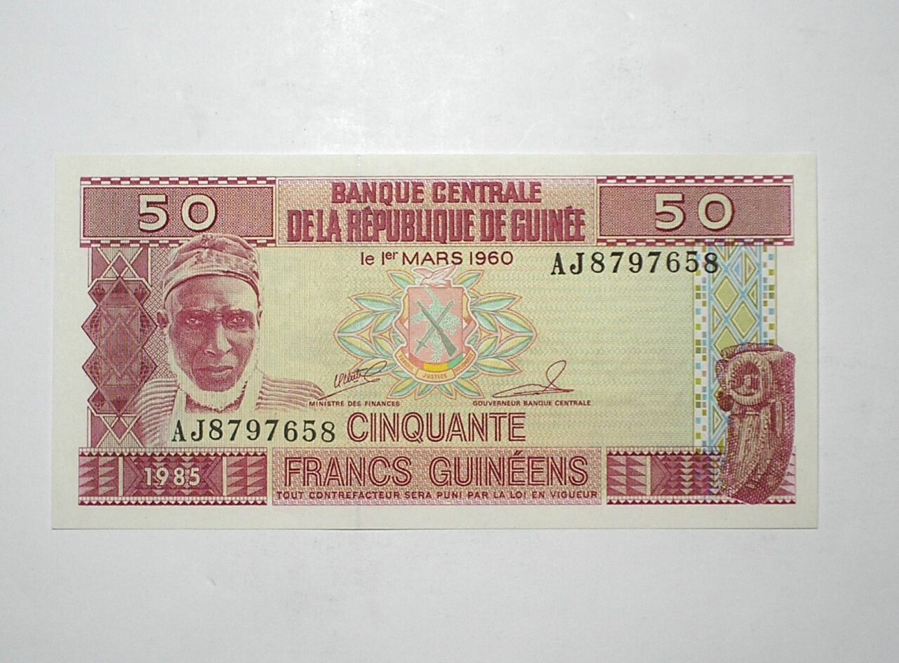 | Casa do Colecionador República de Guiné / Cédula Estrangeira / 50 Francs - 1985 / República comemorativa 1º de Março de 1960 / Flor de Estampa