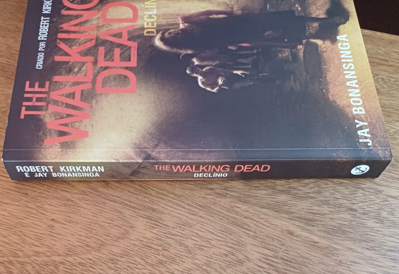| Casa do Colecionador Livro The walking dead Declínio. Jay Bonansinga