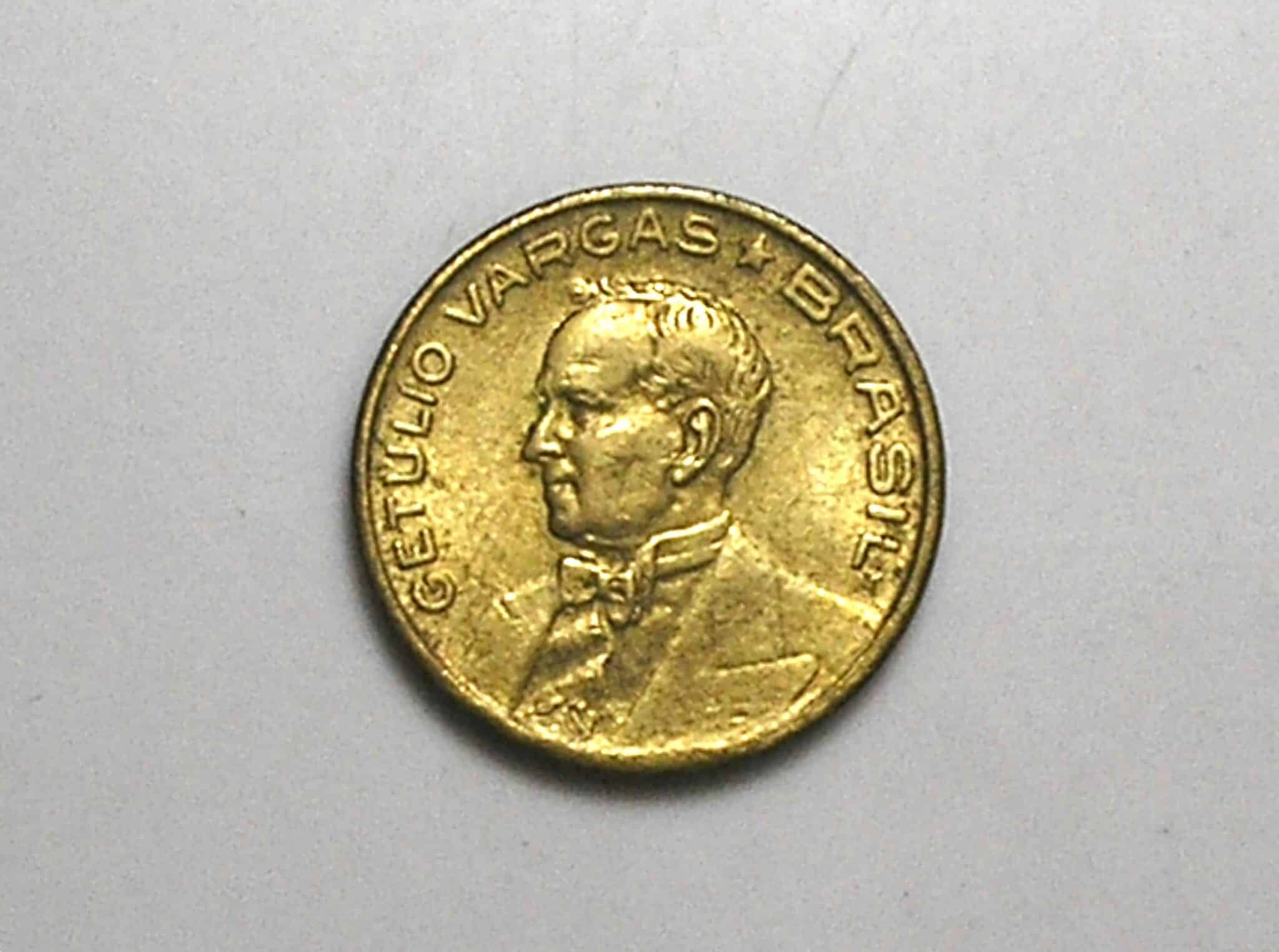 | Casa do Colecionador Peça bonita de 10 Centavos 1943 - Sob - Getúlio