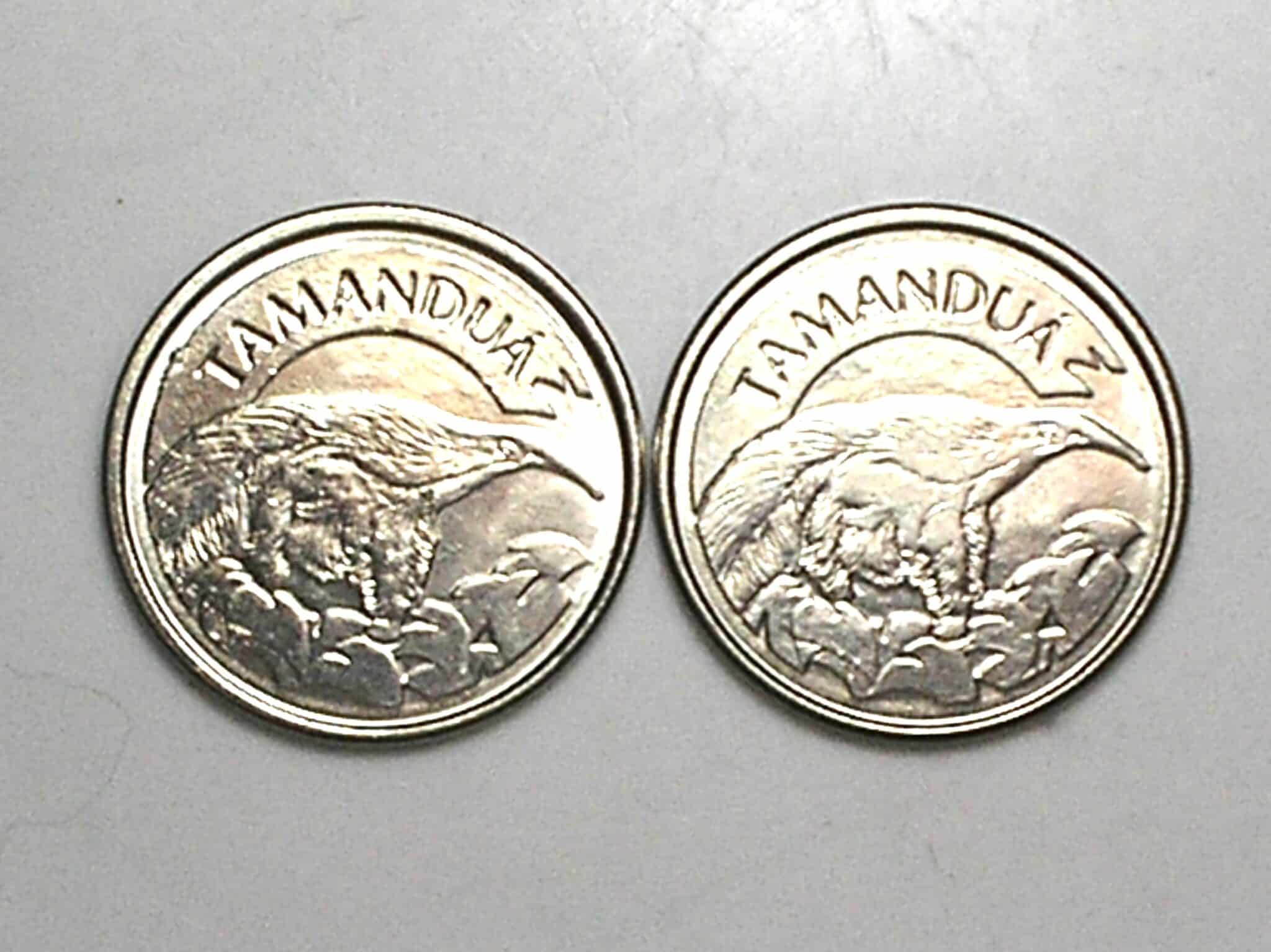 | Casa do Colecionador Peças bonitas de 10 Cruzeiros 1993 e 1994 flor de cunho - Tamanduá Bandeira