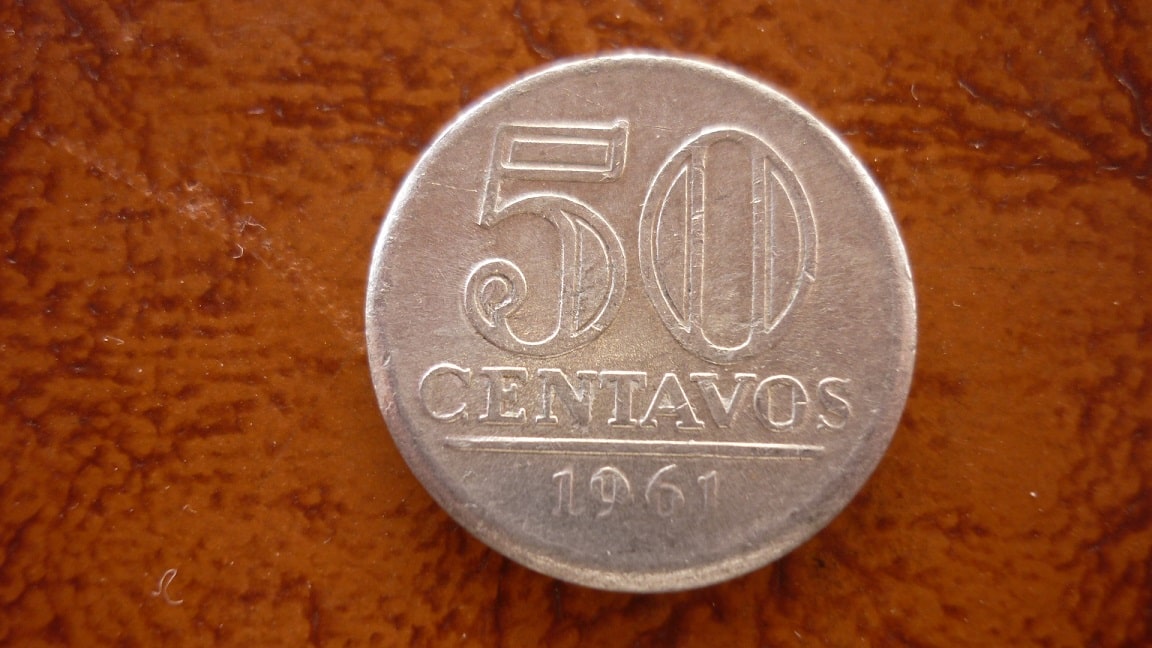 | Casa do Colecionador 50 CENTAVOS ALUMINIO 1961 . CUNHO DESLOCADO VER FOTOS.