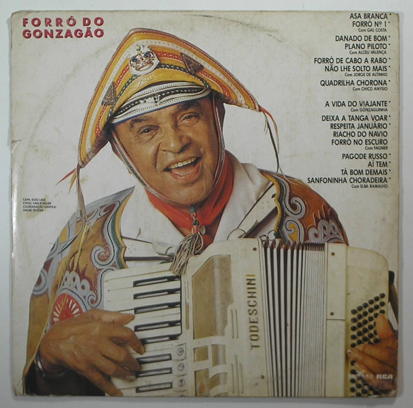 | Casa do Colecionador Álbum Vinil Disco " Luiz Gonzaga "- Forró do Gonzagão e convidados / - Parada 1989 (Grandes Sucessos) / RCA / Em Excelente estado de conservação / Disco difícil peça de coleçãol