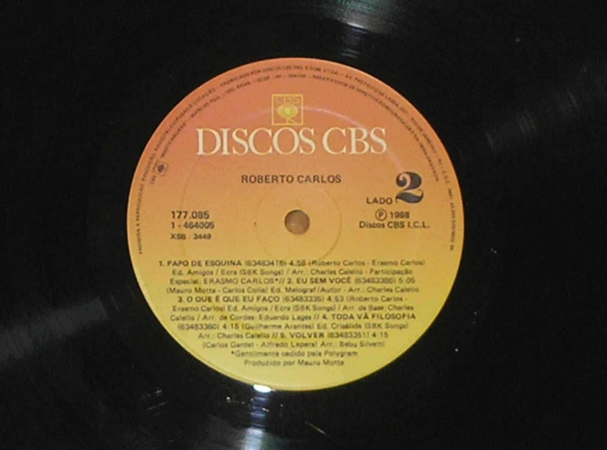 | Casa do Colecionador Álbum Vinil Disco "Quem não gosta do Roberto Carlos "-Se diverte e ja não pensa em mim / - Parada 1988 (Grandes Sucessos / CBS / Em excelente estado de conservação