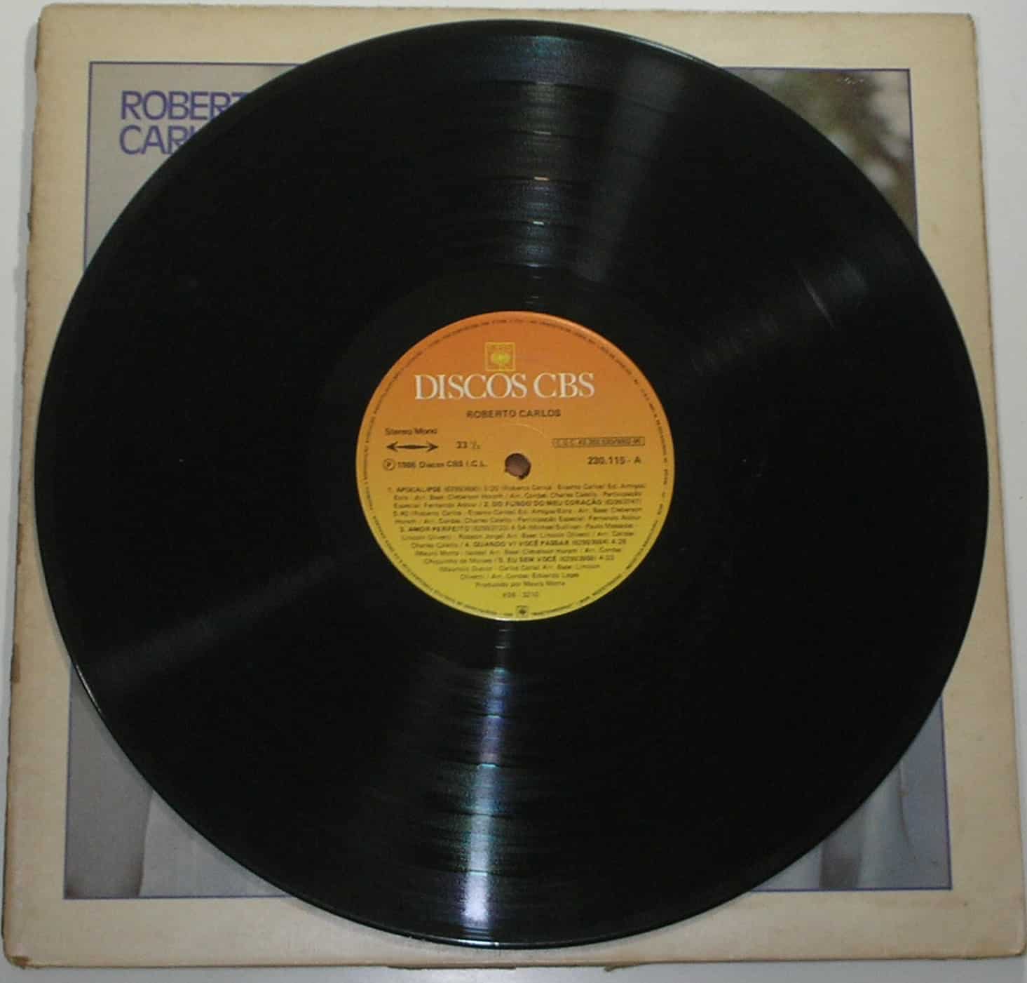 | Casa do Colecionador Álbum Vinil Disco "Roberto Carlos "- Apocalipse / - Parada 1986 (Grandes Sucessos / CBS / Em excelente estado de conservação