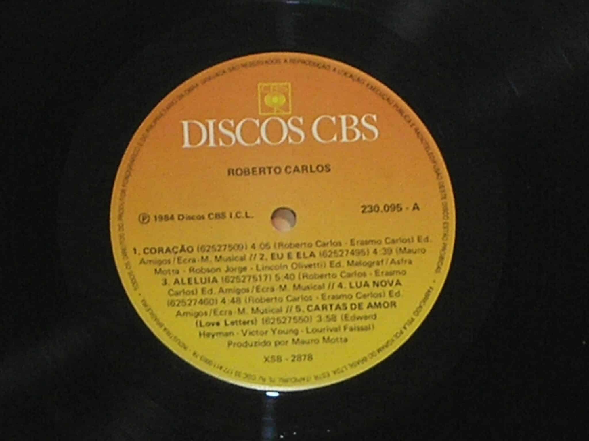 | Casa do Colecionador Álbum Vinil Disco "Roberto Carlos "- Coração / - Parada 1984 (Grandes Sucessos / CBS / Em excelente estado de conservação