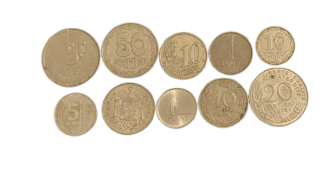 | Casa do Colecionador Lote 10 moedas do mundo Sku 2278