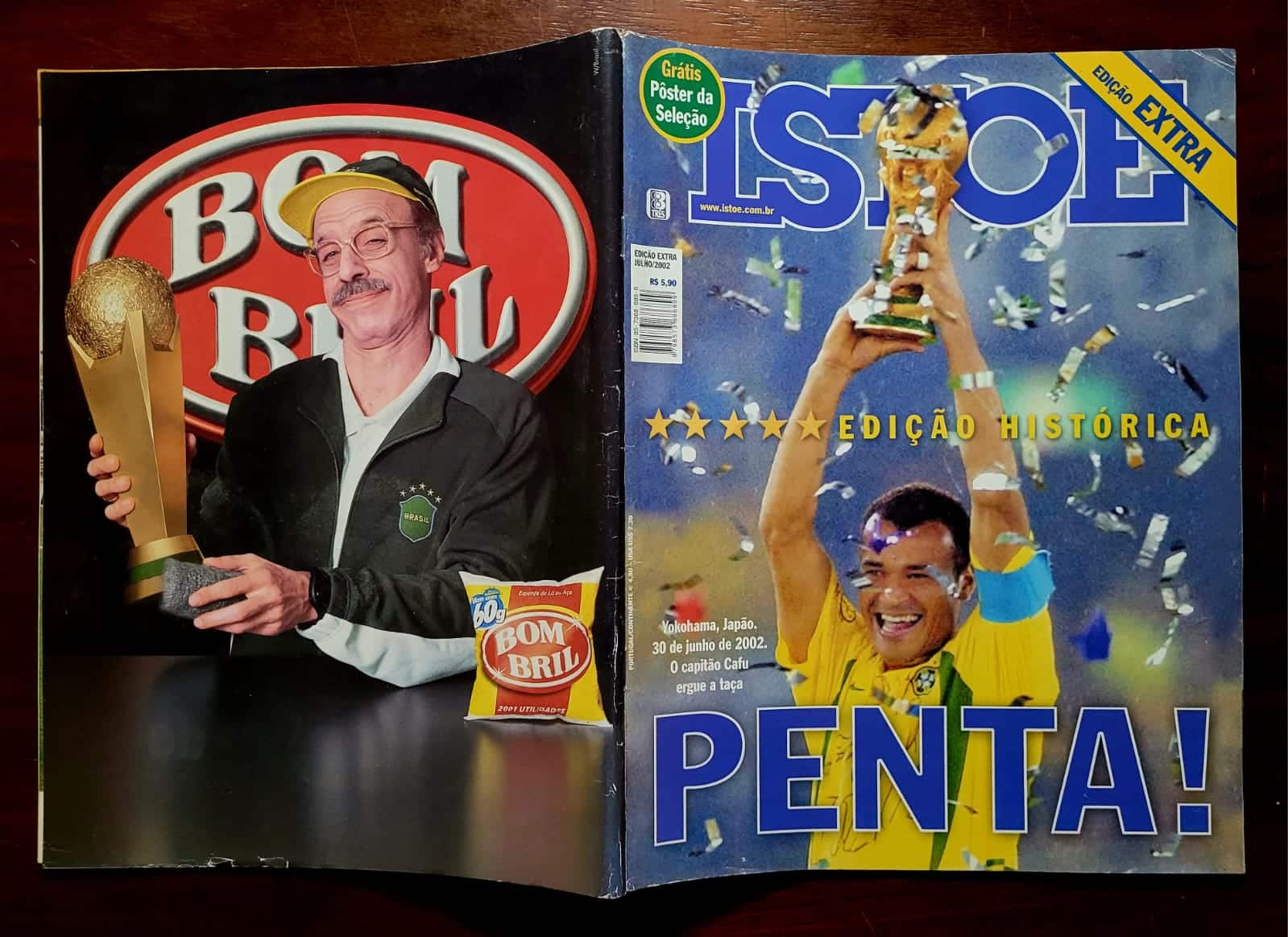 | Casa do Colecionador Revista Isto É - Edição Extra | Julho 2002 – PENTA! Brasil Campeão do Mundo + Pôster da Seleção