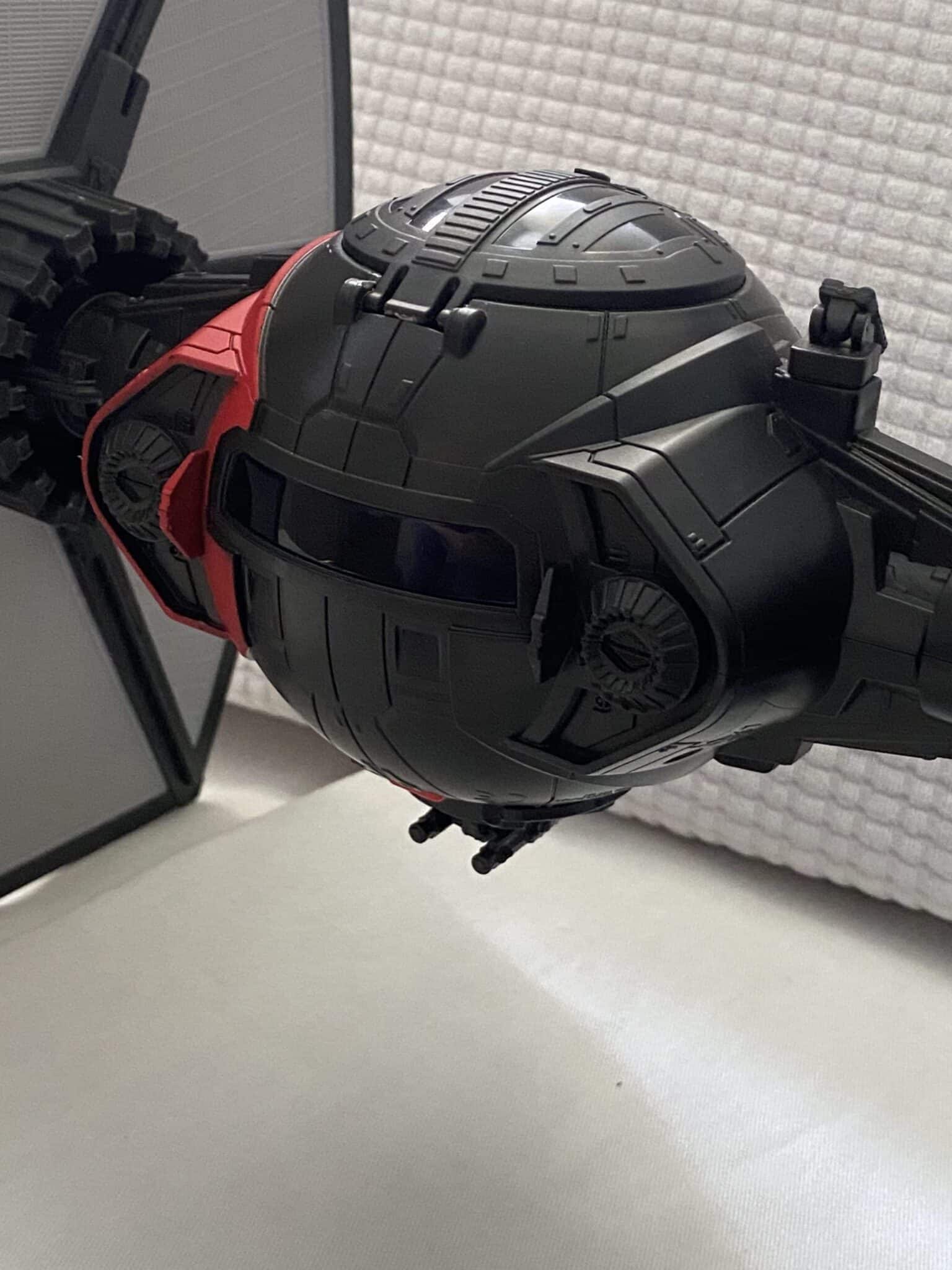 | Casa do Colecionador First Order Special Forces TIE Fighter Star Wars Hasbro 2017