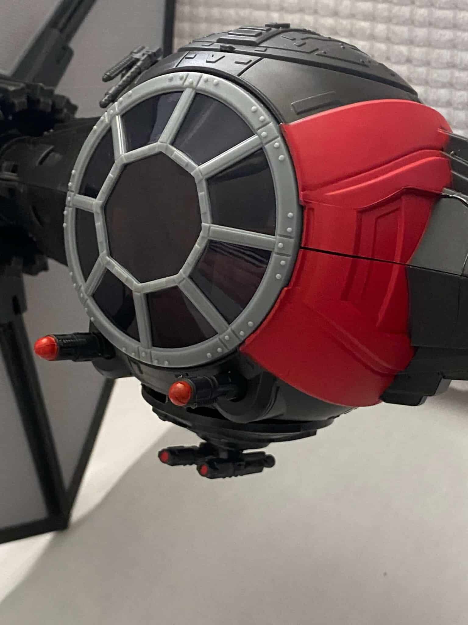 | Casa do Colecionador First Order Special Forces TIE Fighter Star Wars Hasbro 2017