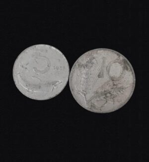 Lote 2 moedas da Itália em alumínio Sku 2307