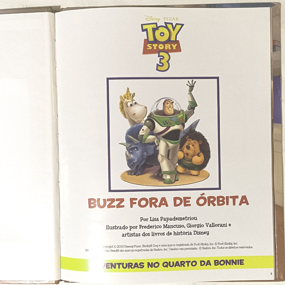 | Casa do Colecionador Toy Story Buzz Fora de Órbita Com Holografia. Editora On line – 2019.