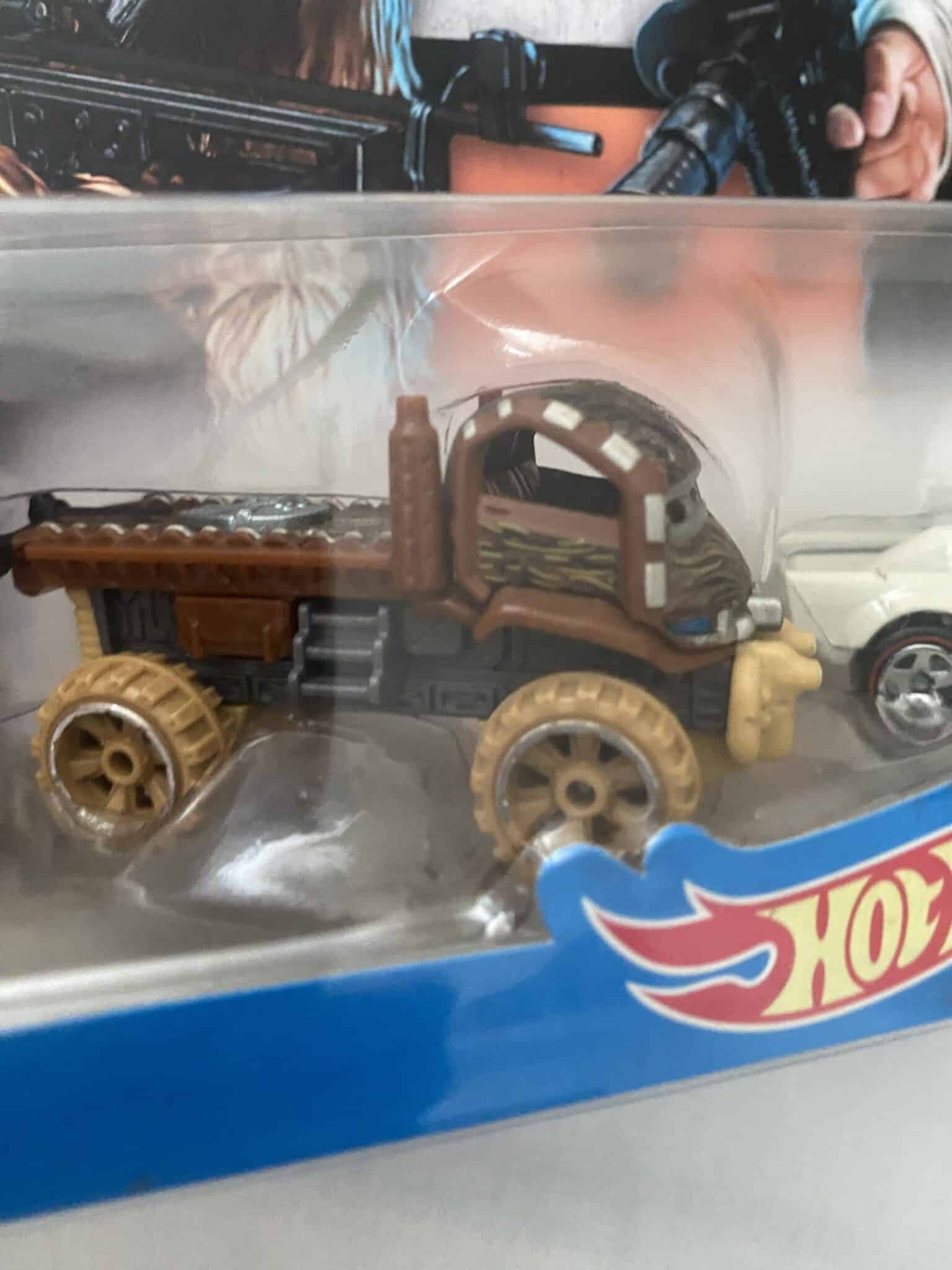 | Casa do Colecionador Lote Hot Wheels Star Wars - Rey's Speeder + Han Solo & Chewbacca (2-Pack) - Mattel 2014/2015
