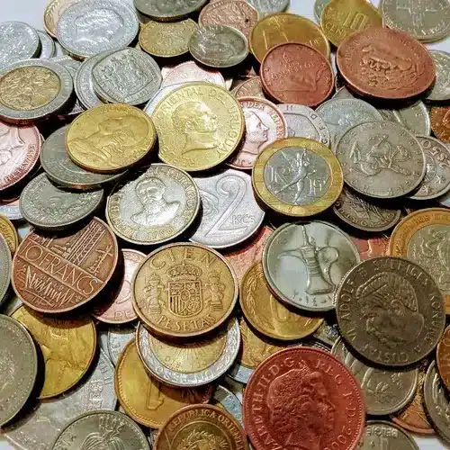 | Casa do Colecionador Moedas estrangeiras no kg Sku 2319