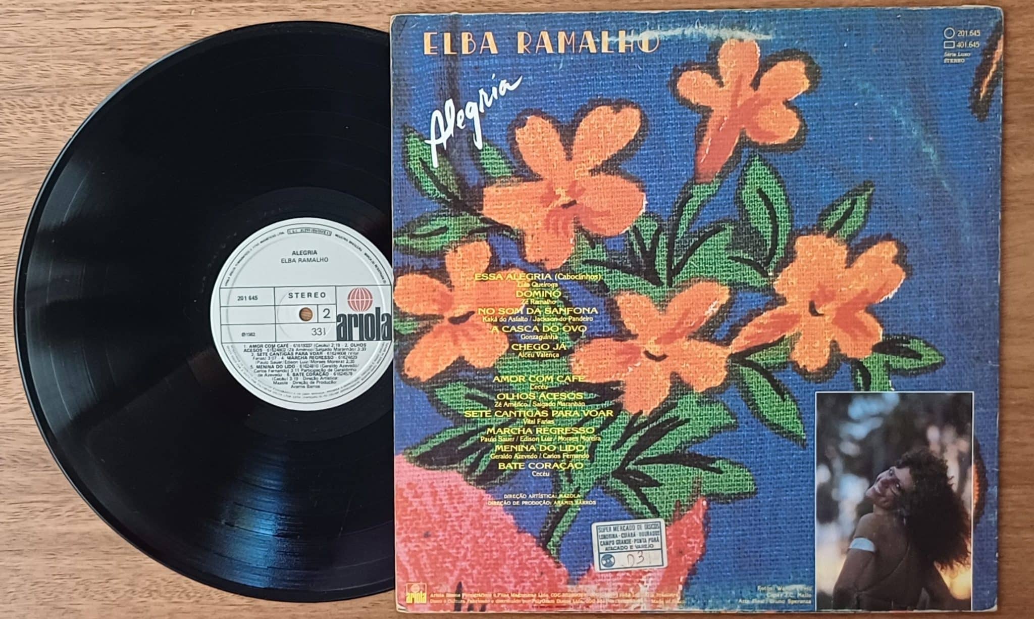| Casa do Colecionador Vinil lp Elba Ramalho Alegria. Dominó Chego lá Bate coração.