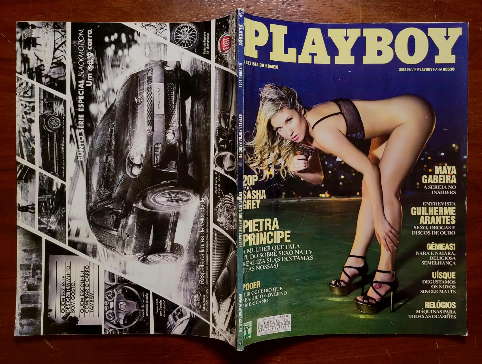 | Casa do Colecionador Playboy Nº 461 | Pietra Príncipe | Gêmeas Nara e Naiara | Outubro 2013