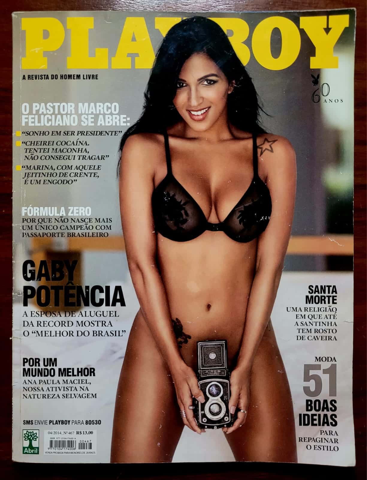 | Casa do Colecionador Playboy Nº 467 | Gaby Potência (A Esposa de Aluguel) | Exemplar de Assinante com Pôster | (Abril/2014)