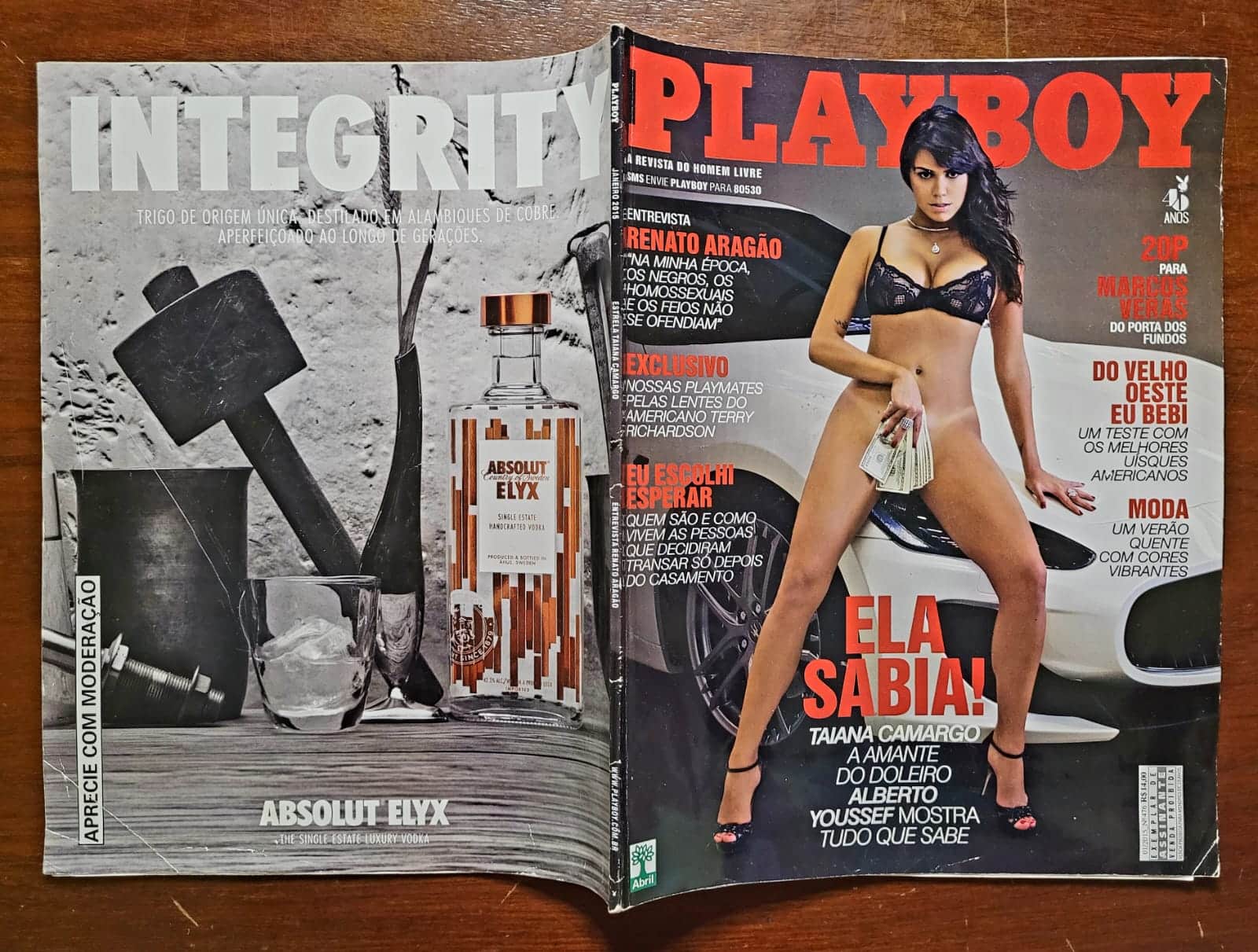 | Casa do Colecionador Playboy Nº 476 | Taiana Camargo (A Amante do Doleiro) | Exemplar de Assinante com Pôster | (Janeiro/2015)