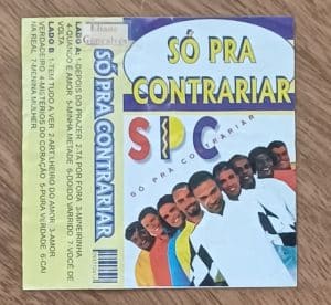 Capa da fita k7. So pra contrariar. sem a fita.