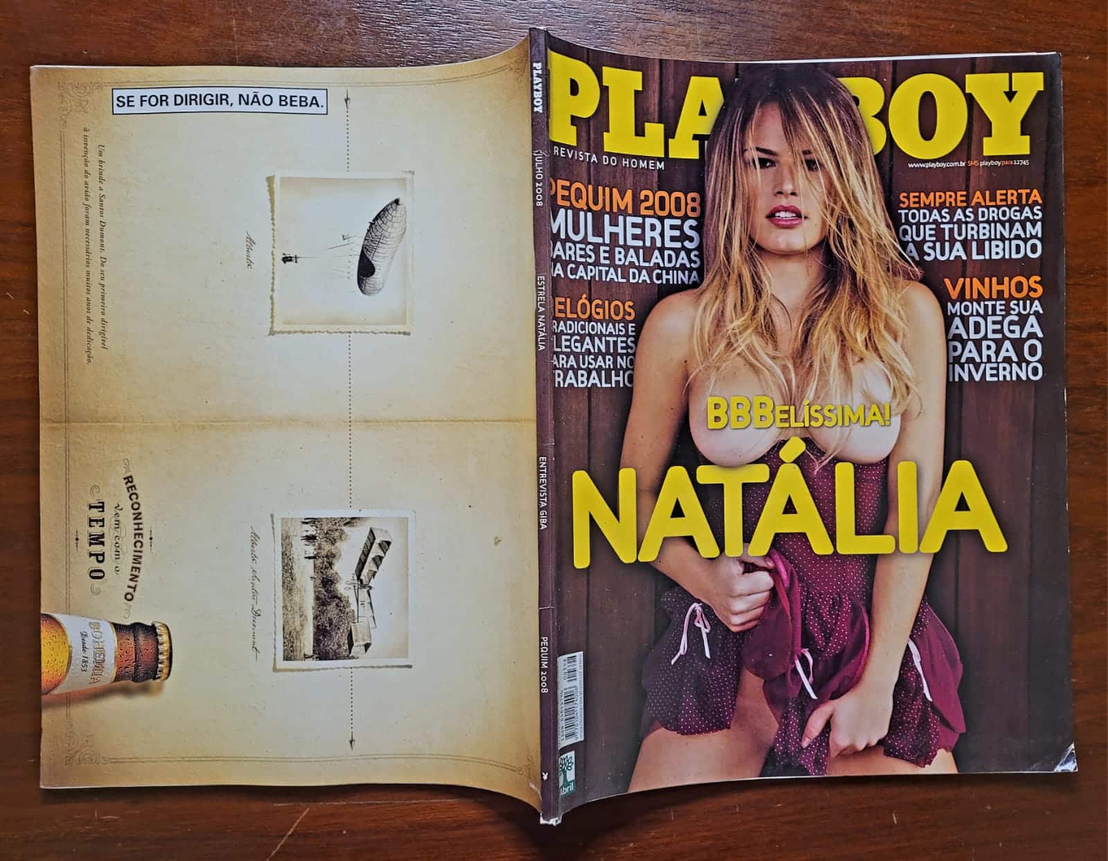 | Casa do Colecionador Playboy Nº 398 | Julho/2008 | Natália Casassola do BBB 8 | Exemplar de assinante com pôster presente | Edição muito lembrada