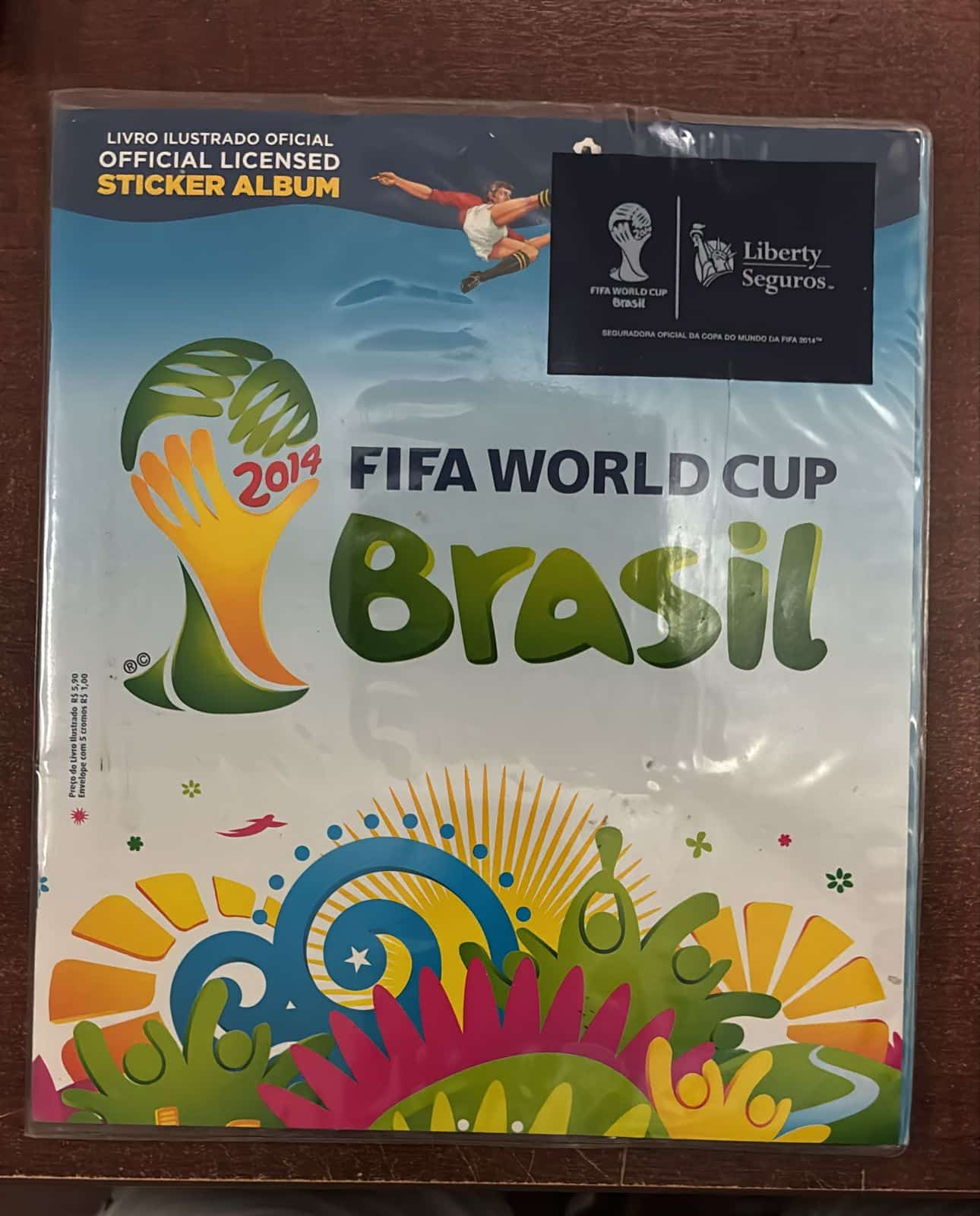 | Casa do Colecionador 2 álbuns completos Copa 2014 e 2018