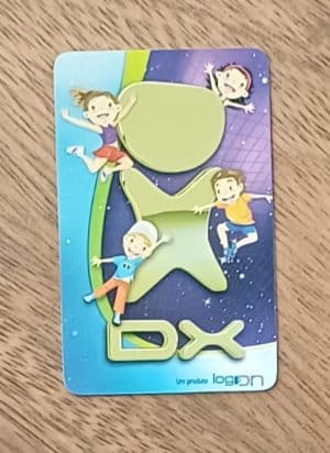 Cartão de acesso Log On DX kids antigo.