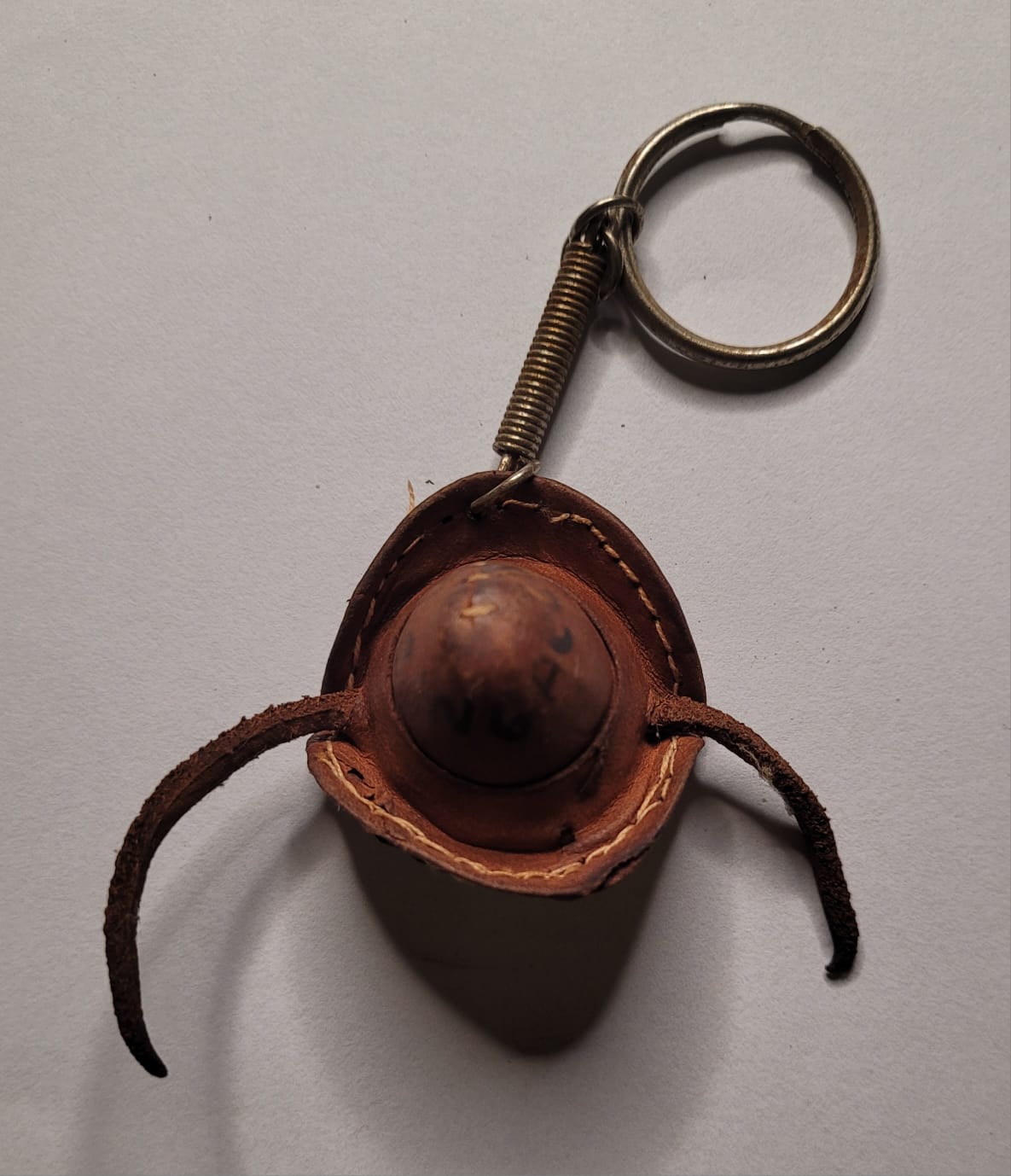 | Casa do Colecionador Chaveiro Antigo de Couro | Mini Chapéu Nordestino