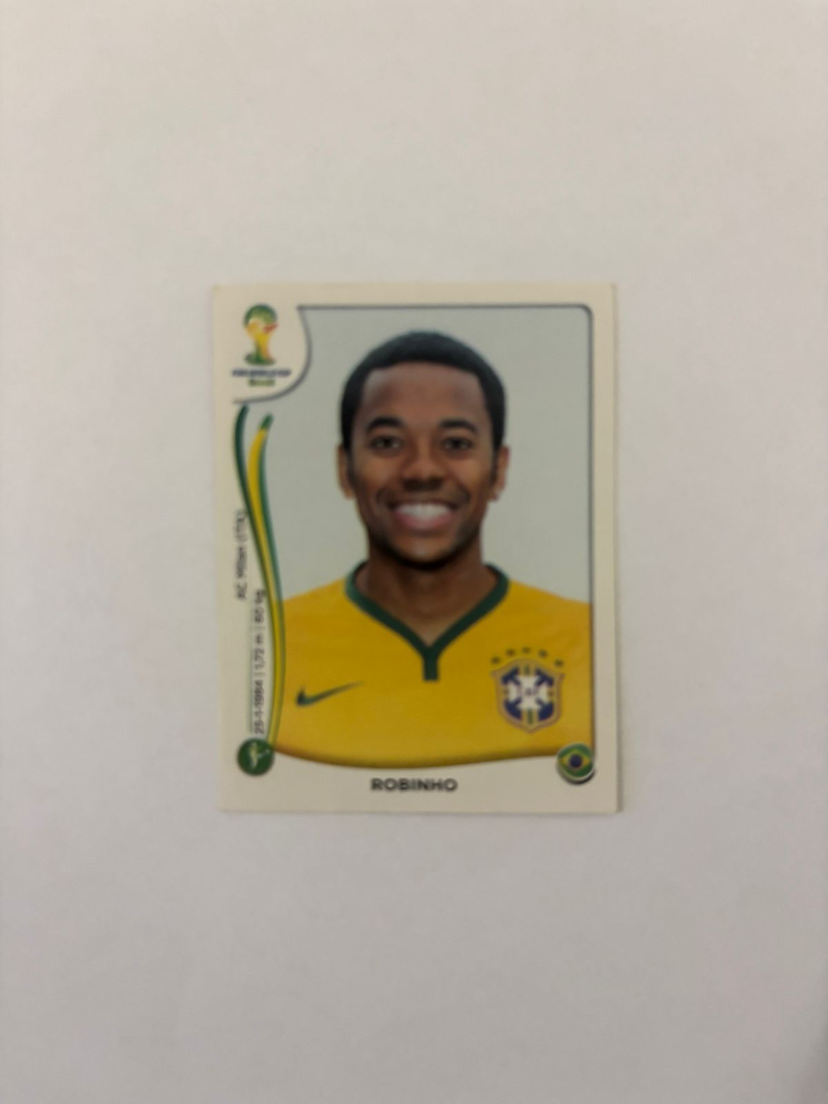 | Casa do Colecionador Figurinha Brasil Robinho - Copa do mundo 2014 ( nova )