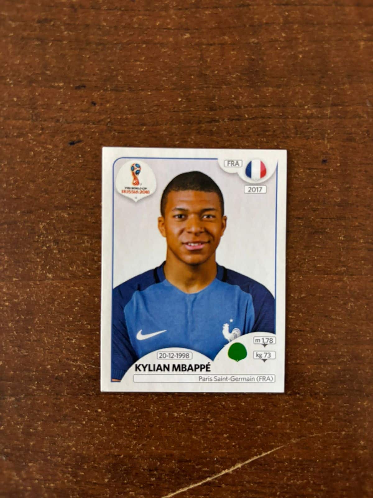 | Casa do Colecionador Figurinha Mbappe - Copa do mundo 2018 ( nova )