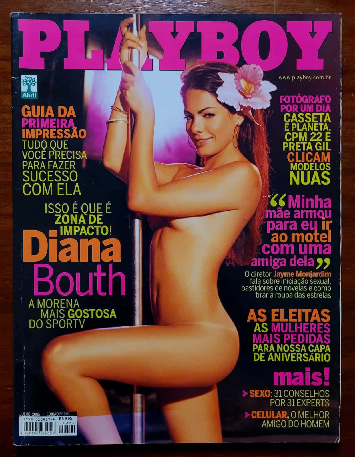 | Casa do Colecionador Playboy Nº 360 | Julho 2005 | Diana Bouth | A Morena do SporTV | Exemplar de Banca