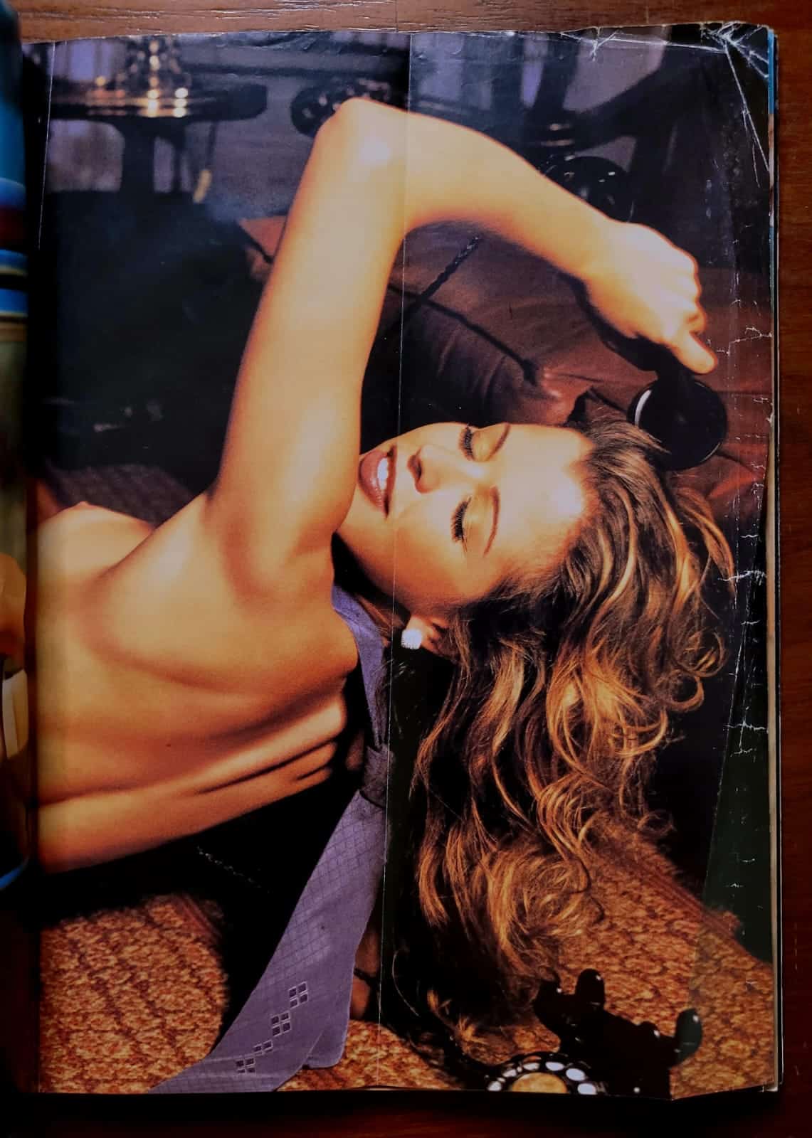 | Casa do Colecionador Playboy Nº 364 | Outubro 2005 | Camilla Amaral | Musa da CPI dos Correios | Exemplar de Assinante