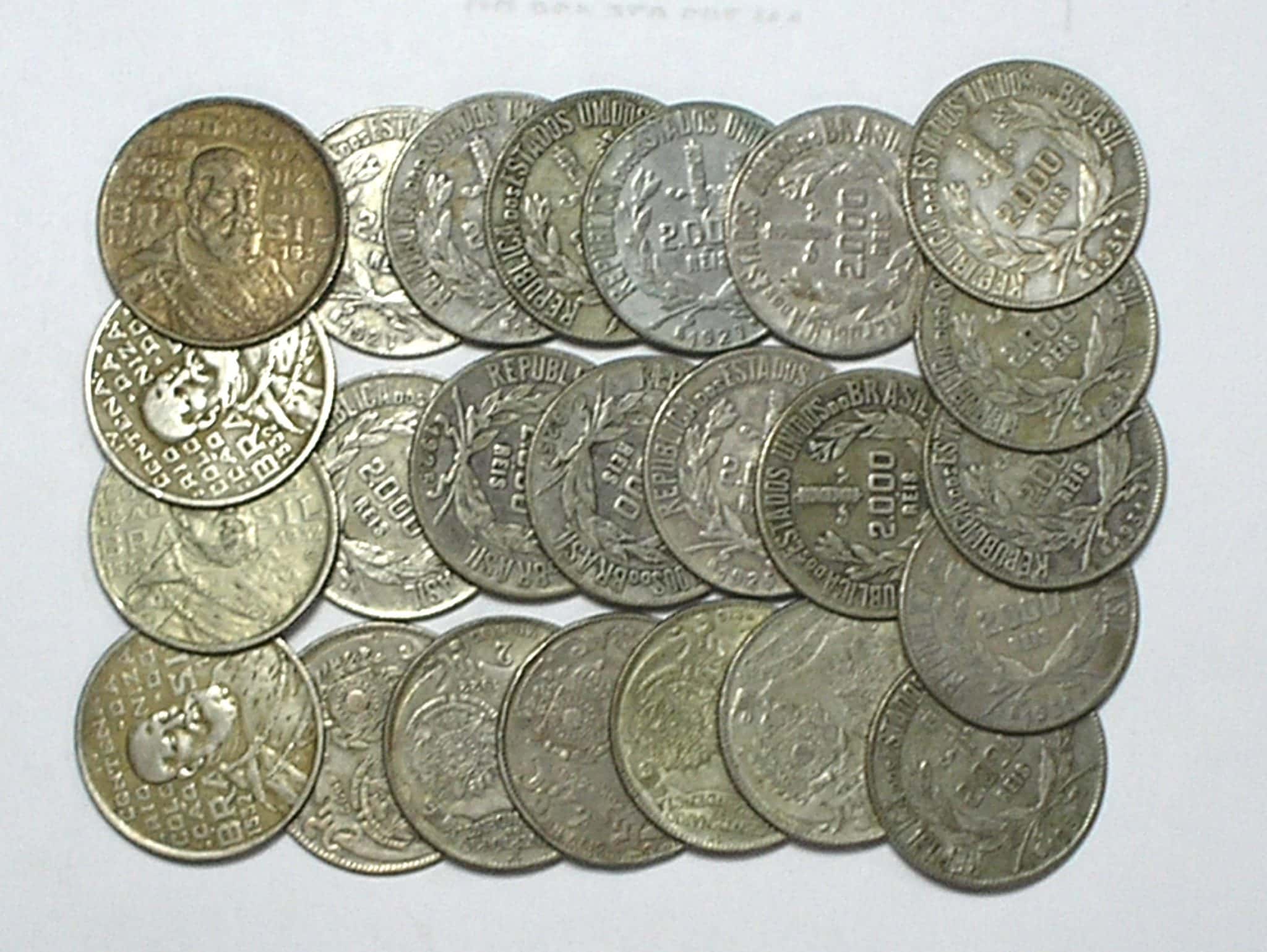 | Casa do Colecionador --24 moedas de 2.000 Réis prata com as principais datas dificeis com menor quantida de cunhos