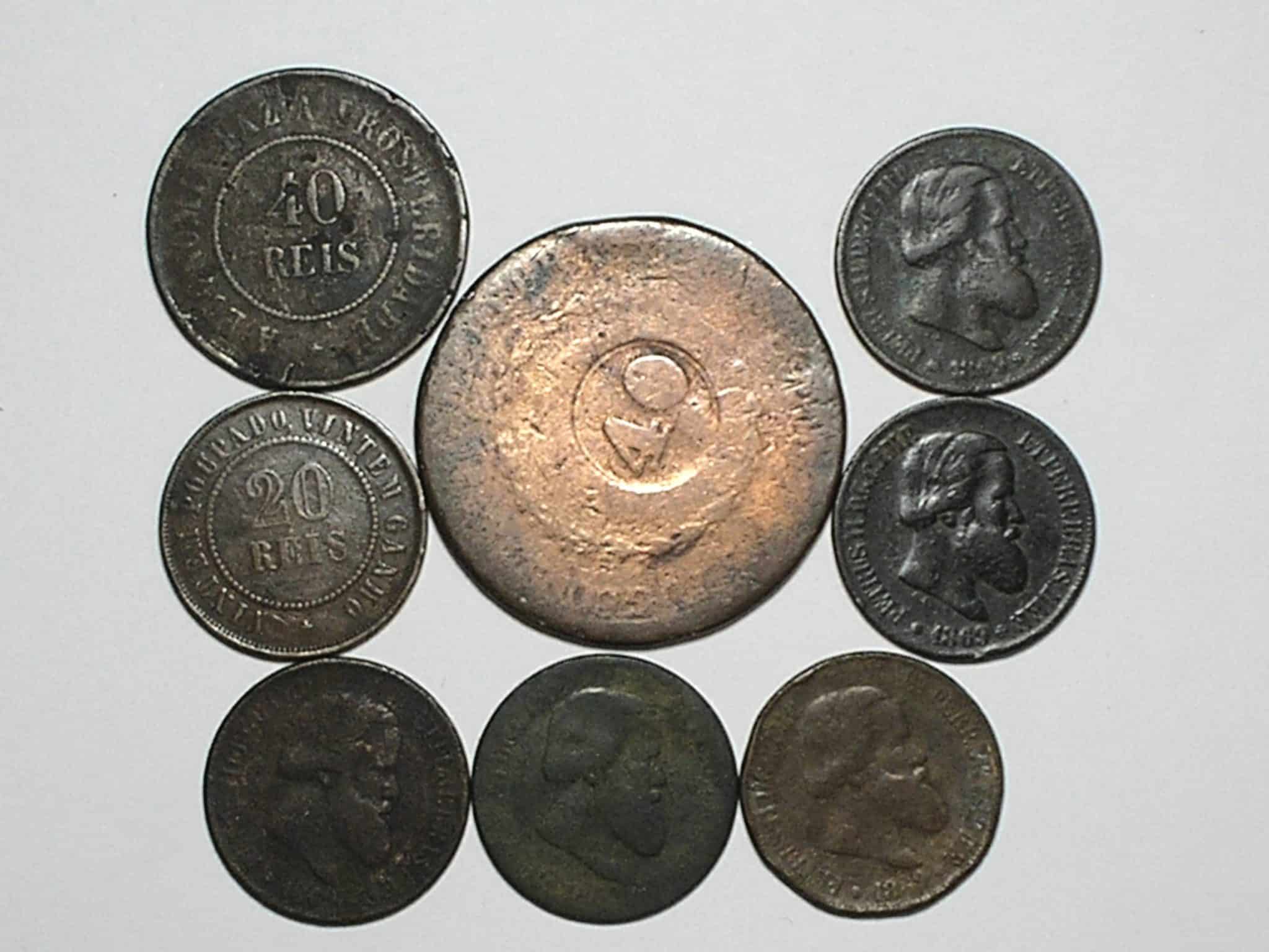 | Casa do Colecionador 8 Moedas do Brasil em cobre e Bronze do Império e República