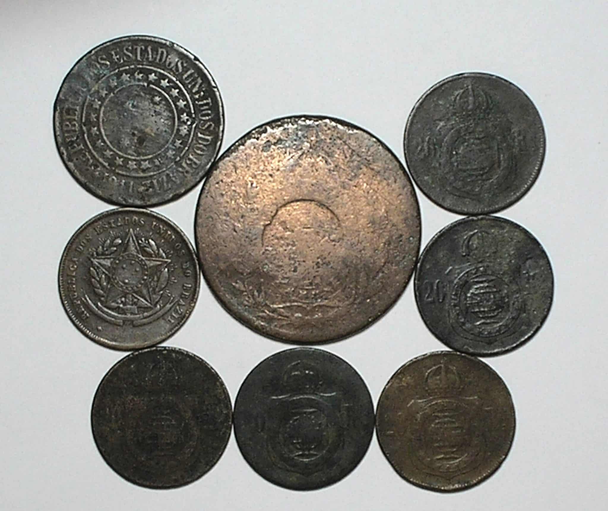 | Casa do Colecionador 8 Moedas do Brasil em cobre e Bronze do Império e República