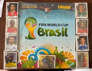 Álbum copa do mundo 2014 ( com as figurinhas sem colar )