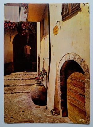 Cartão Postal Estrangeiro - França (Haut-de-Cagnes) Praça da Igreja