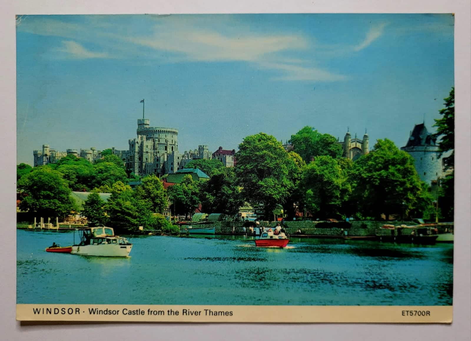 | Casa do Colecionador Cartão Postal Estrangeiro - Reino Unido (Windsor) Castelo de Windsor Vista do Rio Tâmisa
