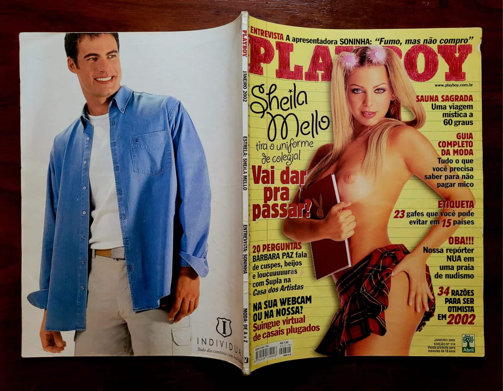 | Casa do Colecionador Playboy Nº 318 | Janeiro 2002 | Sheila Mello no Uniforme Mais Falado da Banca | Edição de Banca com Pôster