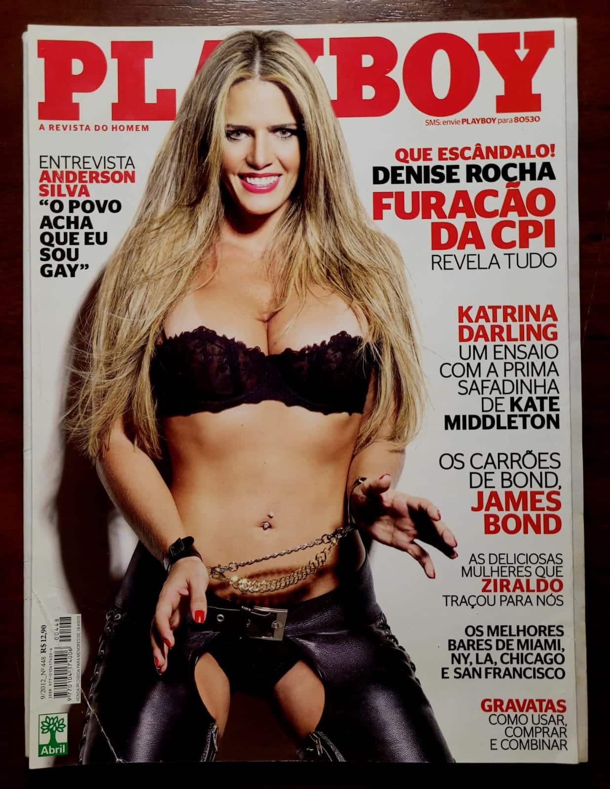 | Casa do Colecionador Playboy Nº 448 | Setembro 2012 | Denise Rocha | O Furacão da CPI | Pôster Presente