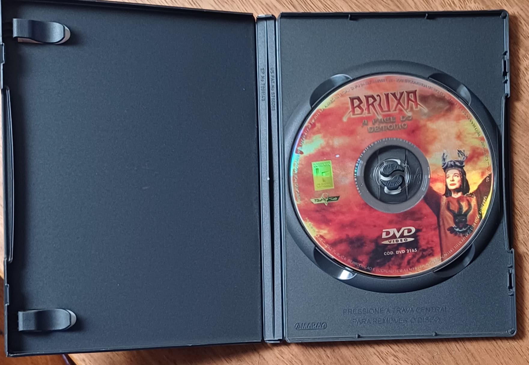 | Casa do Colecionador Dvd Bruxa a face do demonio. London filmes.