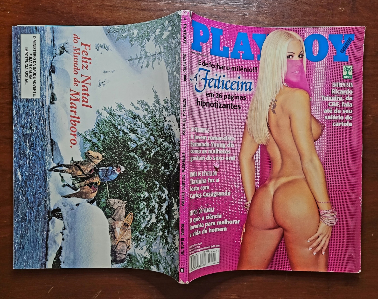 | Casa do Colecionador Playboy Nº 293 | Dezembro/1999 | A Feiticeira (Joana Prado) | Edição Mais Vendida da História | Pôster de Sabrina Paola