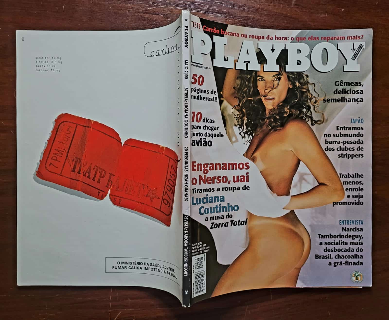 | Casa do Colecionador Playboy Nº 298 | Maio de 2000 | Luciana Coutinho | Musa do Zorra Total | Exemplar de Assinante com Pôster
