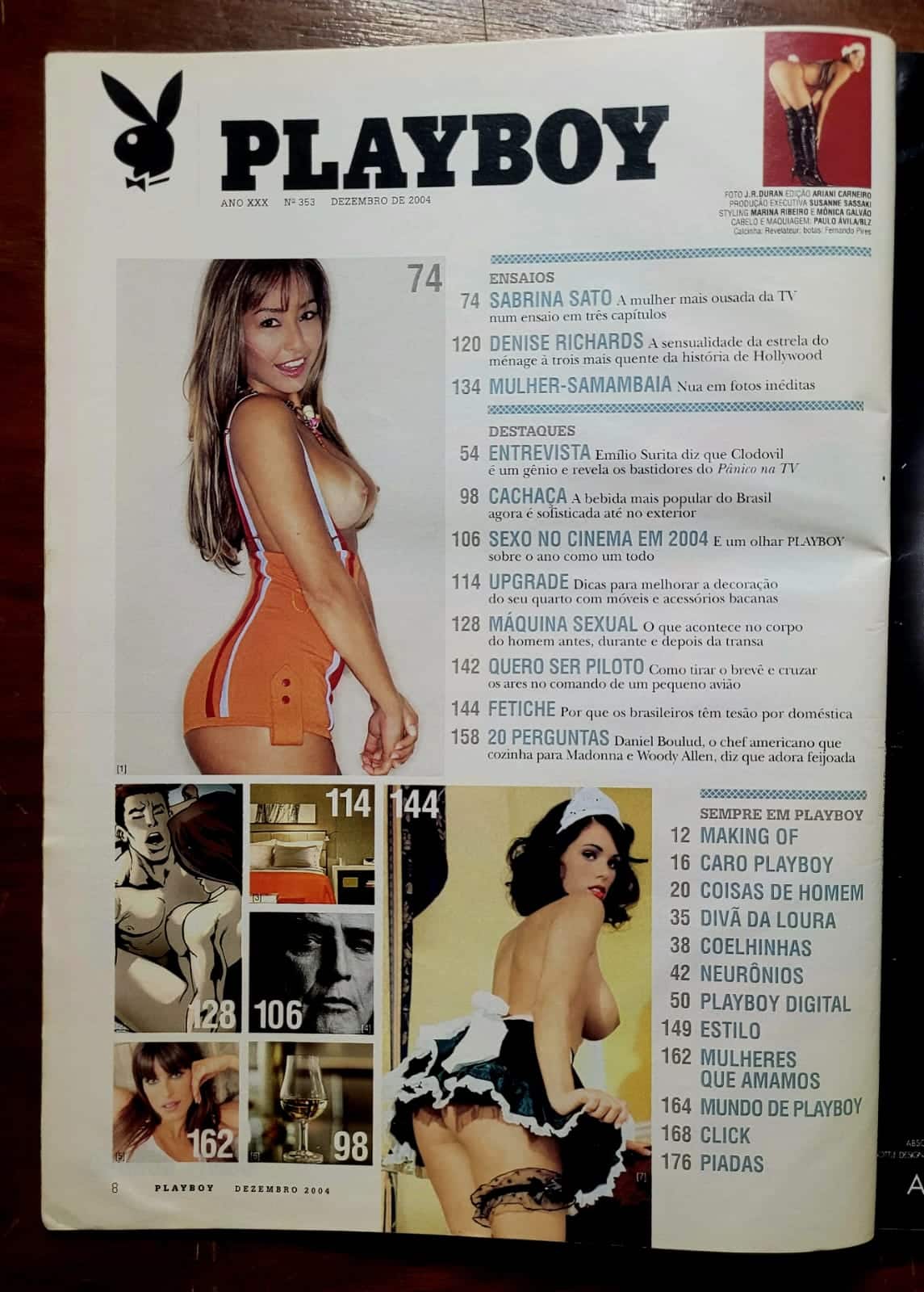 | Casa do Colecionador Playboy Nº 353 | Dezembro/2004 | Sabrina Sato - Pânico na Playboy | Edição de Natal | Pôster Presente