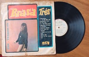 Vinil lp The Terribles Brasa Três. Namoradinha de um amigo meu Esperando você.