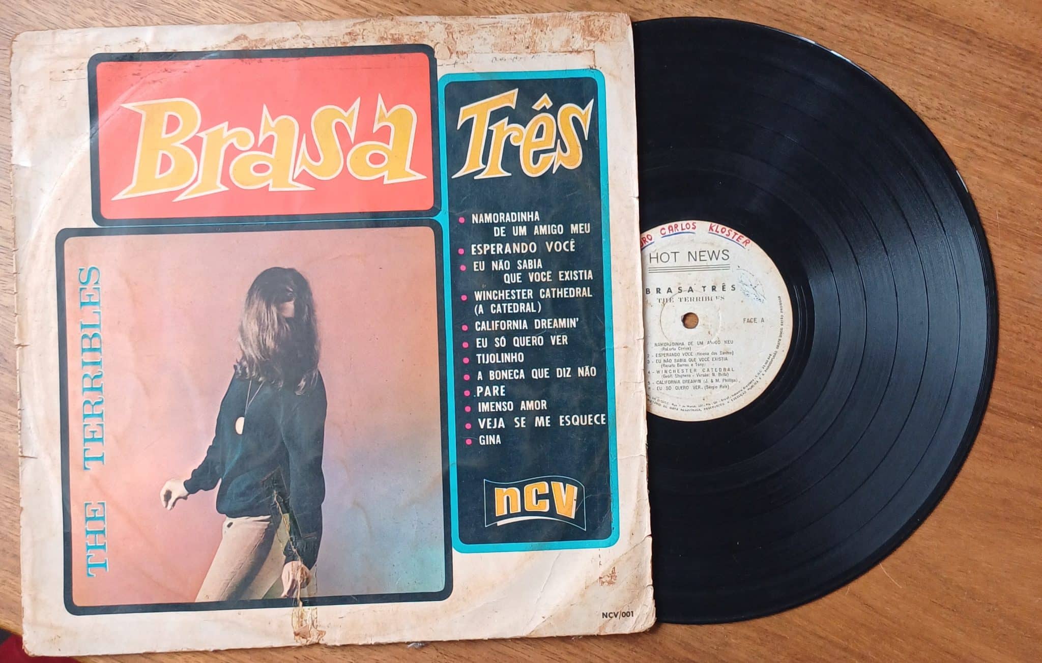 | Casa do Colecionador Vinil lp The Terribles Brasa Três. Namoradinha de um amigo meu Esperando você.