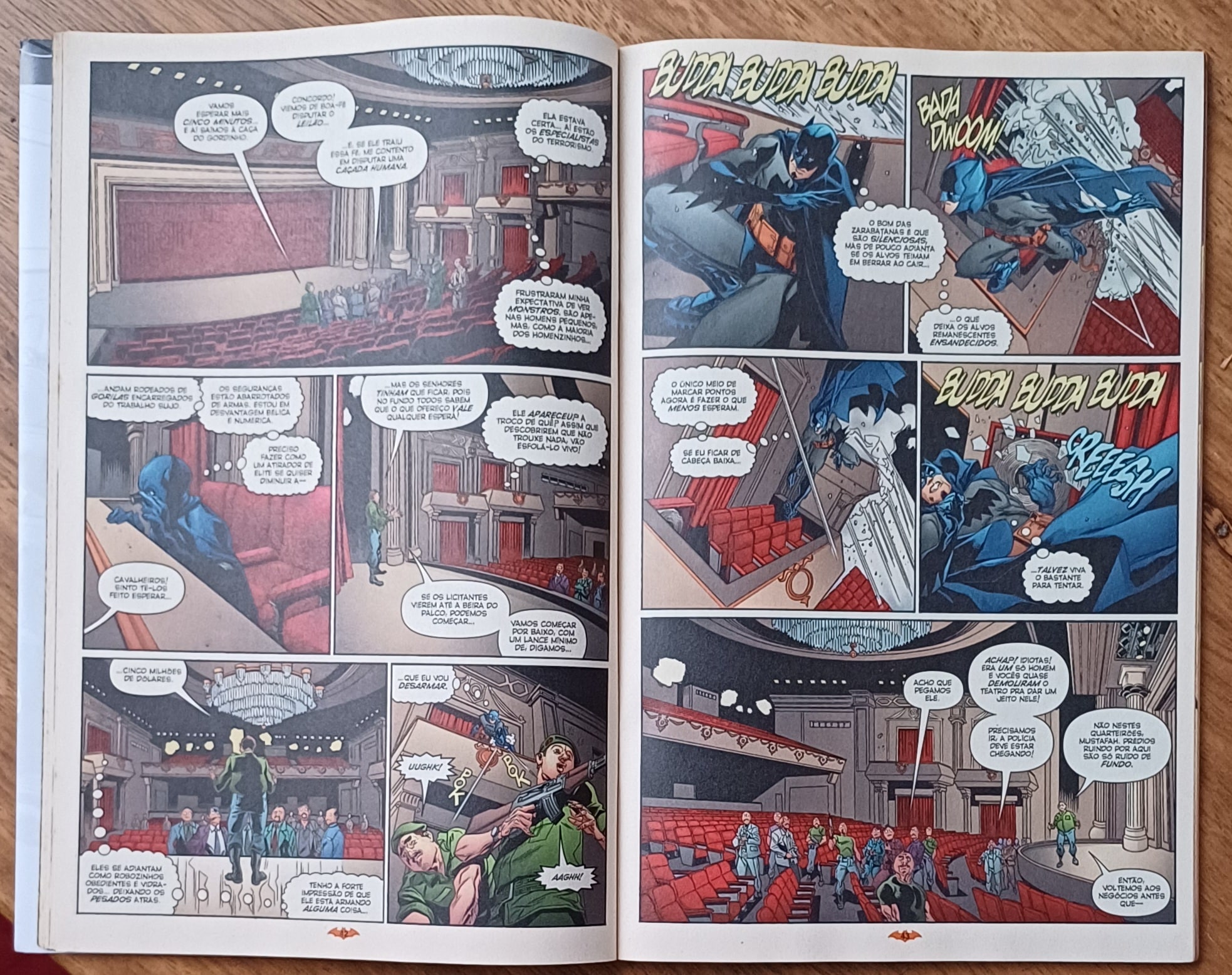 | Casa do Colecionador F26g. Gibi Batman extra 10 Panini 2008. Na saúde e na doença.
